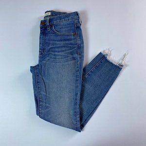 Madewell, blue distressed raw hem 9” High Rise Skinny Crop jeans, size 4/27